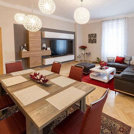 Apartment Lina クラーゲンフルト エクステリア 写真